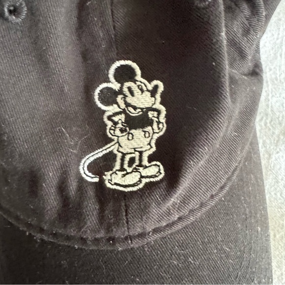 Disney Mickey Mouse black baseball cap hat - Picture 5 of 6